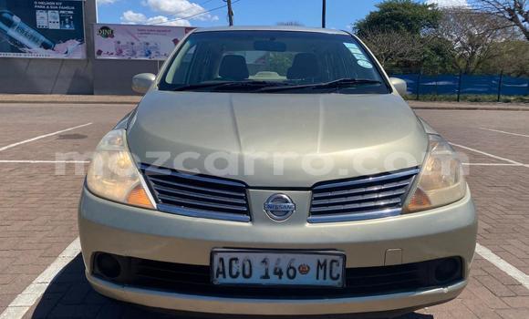 Nunua Ilio tumika Nissan Tiida Brown Gari ndani ya Maputo nchini Maputo