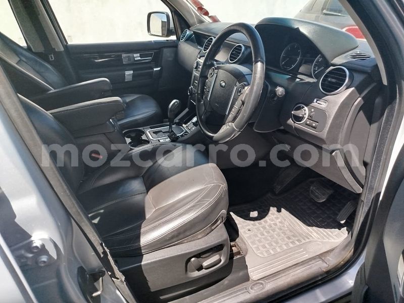 Big with watermark land rover discovery maputo maputo 29940