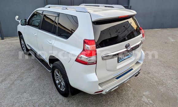 Comprar Novo Toyota Land Cruiser Prado Branco Carro em Maputo em Maputo Comprar Novo Toyota Land Cruiser Prado Branco Carro em Maputo em Maputo