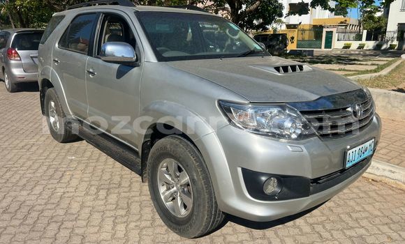 Comprar Usado Toyota Fortuner De outros Carro em Maputo em Maputo Comprar Usado Toyota Fortuner De outros Carro em Maputo em Maputo