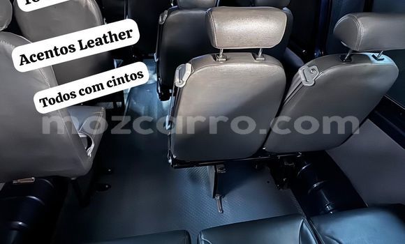 Comprar Novo Toyota Hiace Azul Carro em Maputo em Maputo Comprar Novo Toyota Hiace Azul Carro em Maputo em Maputo