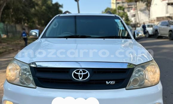Tenga Tsaru Toyota Fortuner Chena Mota in Maputo in Maputo Tenga Tsaru Toyota Fortuner Chena Mota in Maputo in Maputo