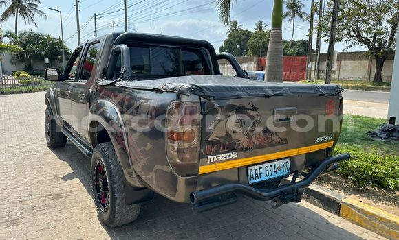 Comprar Usado Mazda BT-50 De outros Carro em Maputo em Maputo Comprar Usado Mazda BT-50 De outros Carro em Maputo em Maputo