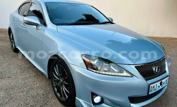 Comprar Novo Lexus IS Azul Carro em Maputo em Maputo Comprar Novo Lexus IS Azul Carro em Maputo em Maputo