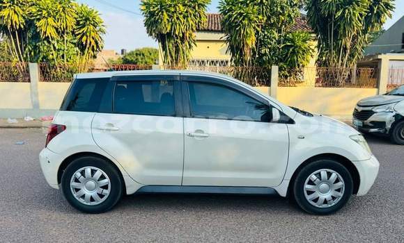 Tenga Tsaru Toyota IST Chena Mota in Maputo in Maputo Tenga Tsaru Toyota IST Chena Mota in Maputo in Maputo