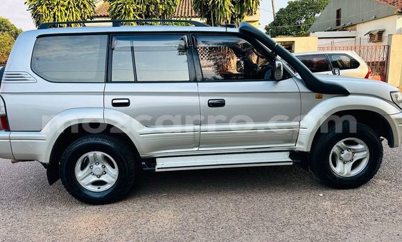 Tenga Tsaru Toyota Land Cruiser Prado Zvimwe Mota in Maputo in Maputo Tenga Tsaru Toyota Land Cruiser Prado Zvimwe Mota in Maputo in Maputo