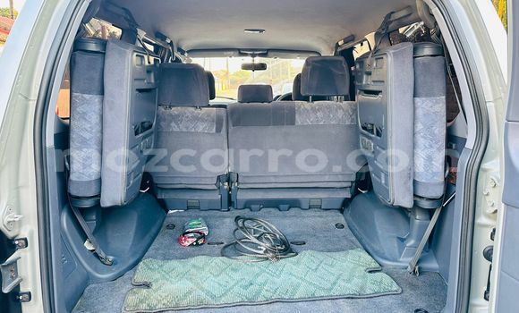 Tenga Tsaru Toyota Land Cruiser Prado Zvimwe Mota in Maputo in Maputo Tenga Tsaru Toyota Land Cruiser Prado Zvimwe Mota in Maputo in Maputo