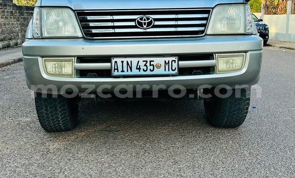 Tenga Tsaru Toyota Land Cruiser Prado Zvimwe Mota in Maputo in Maputo Tenga Tsaru Toyota Land Cruiser Prado Zvimwe Mota in Maputo in Maputo