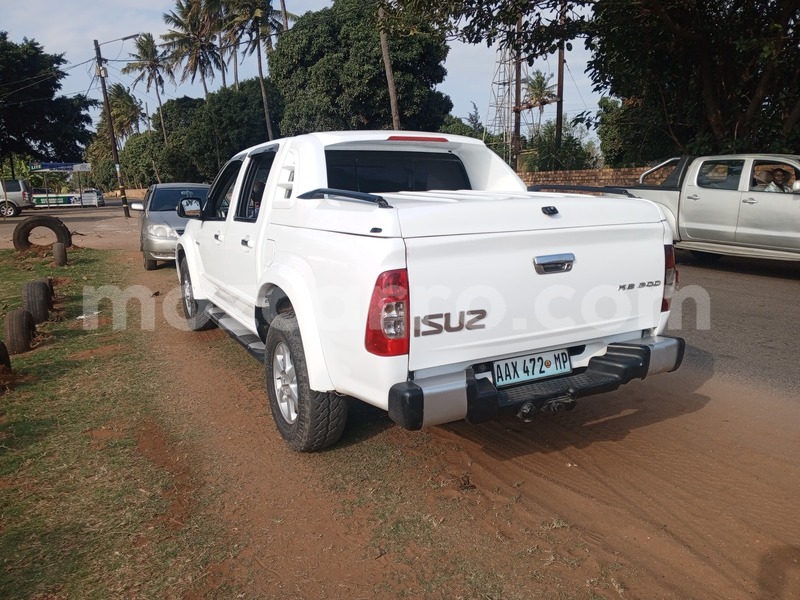 Big with watermark isuzu kb maputo maputo 29985