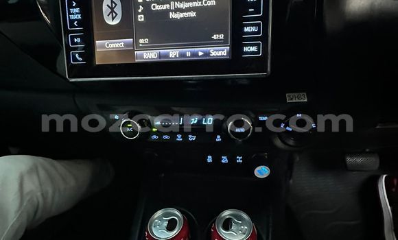 Comprar Novo Toyota Hilux Branco Carro em Maputo em Maputo Comprar Novo Toyota Hilux Branco Carro em Maputo em Maputo