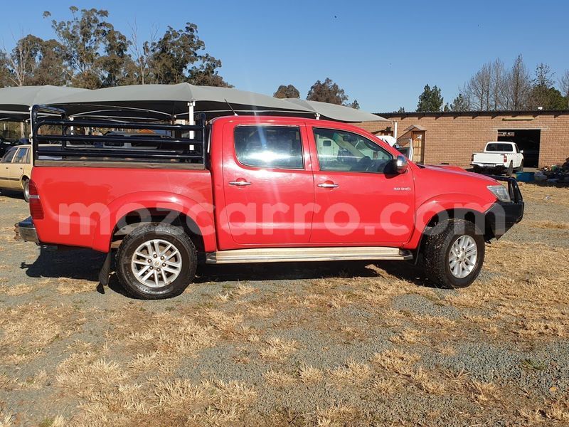 Big with watermark toyota hilux sofala beira 29989