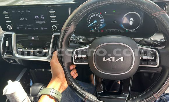 Buy New Kia Sorento White Car in Maputo in Maputo Buy New Kia Sorento White Car in Maputo in Maputo