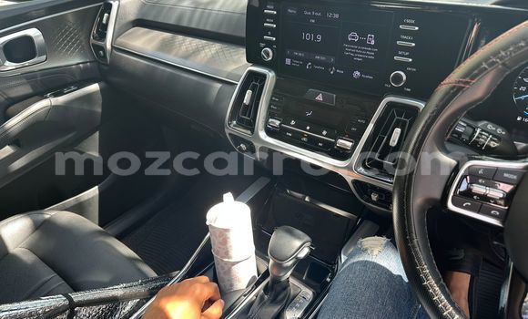 Buy New Kia Sorento White Car in Maputo in Maputo Buy New Kia Sorento White Car in Maputo in Maputo