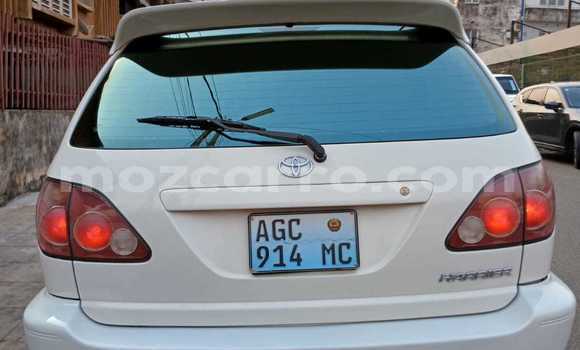 Nunua Ilio tumika Toyota Harrier Nyeupe Gari ndani ya Maputo nchini Maputo Nunua Ilio tumika Toyota Harrier Nyeupe Gari ndani ya Maputo nchini Maputo