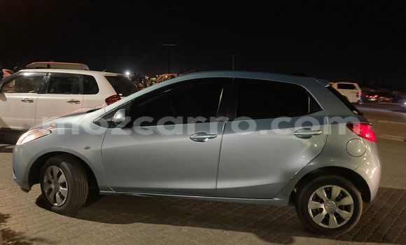 Comprar Usado Mazda Demio Azul Carro em Maputo em Maputo Comprar Usado Mazda Demio Azul Carro em Maputo em Maputo