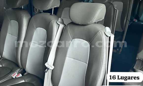 Comprar Usado Toyota Hiace Azul Carro em Maputo em Maputo Comprar Usado Toyota Hiace Azul Carro em Maputo em Maputo