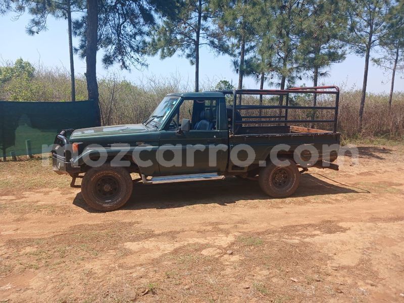 Big with watermark toyota hilux maputo maputo 30013