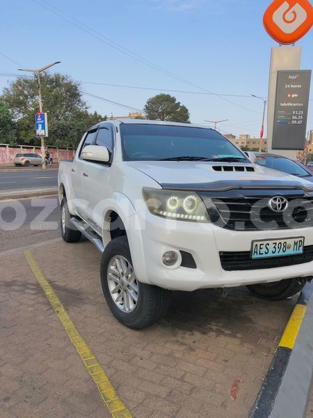 Big with watermark toyota hilux maputo maputo 30015