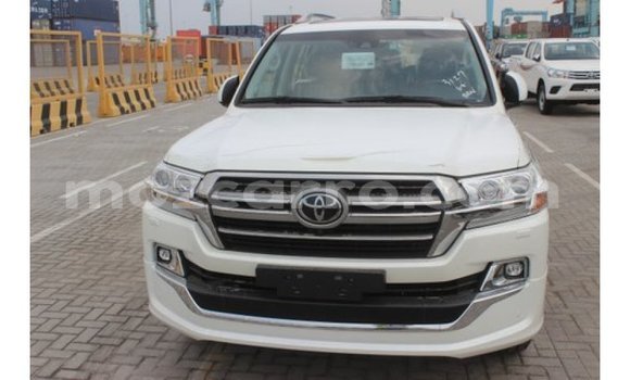 Nunua Imported Toyota Land Cruiser Nyeupe Gari ndani ya Import - Dubai nchini Cabo Delgado Nunua Imported Toyota Land Cruiser Nyeupe Gari ndani ya Import - Dubai nchini Cabo Delgado