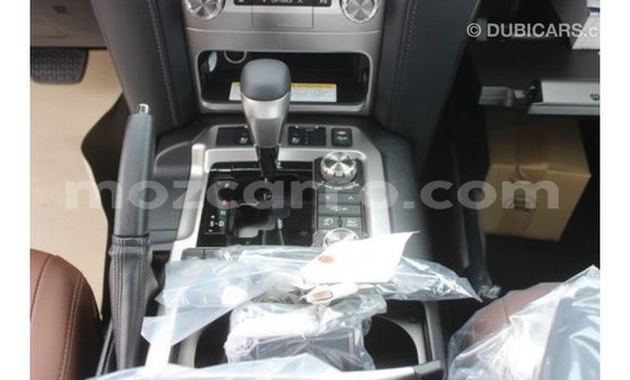 Nunua Imported Toyota Land Cruiser Nyeupe Gari ndani ya Import - Dubai nchini Cabo Delgado Nunua Imported Toyota Land Cruiser Nyeupe Gari ndani ya Import - Dubai nchini Cabo Delgado