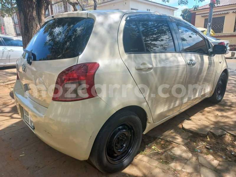 Big with watermark toyota vitz maputo maputo 30022