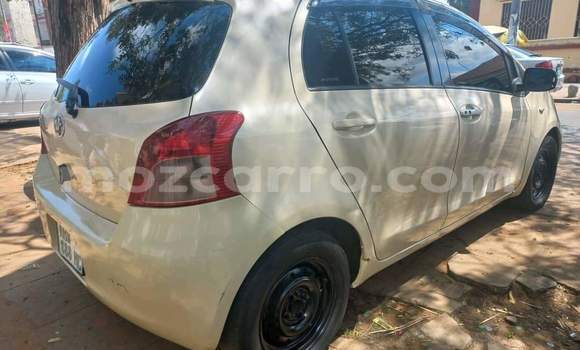 Comprar Usado Toyota Vitz De outros Carro em Maputo em Maputo Comprar Usado Toyota Vitz De outros Carro em Maputo em Maputo