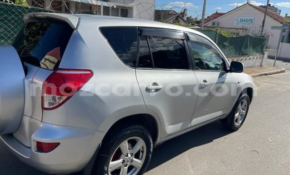 Comprar Usado Toyota RAV4 De outros Carro em Maputo em Maputo Comprar Usado Toyota RAV4 De outros Carro em Maputo em Maputo