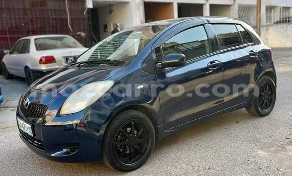 Comprar Usado Toyota Vitz Azul Carro em Maputo em Maputo Comprar Usado Toyota Vitz Azul Carro em Maputo em Maputo