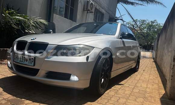 Comprar Usado BMW 3-Series De outros Carro em Maputo em Maputo Comprar Usado BMW 3-Series De outros Carro em Maputo em Maputo
