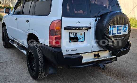 Nunua Ilio tumika Nissan Patrol Nyingine Gari ndani ya Maputo nchini Maputo Nunua Ilio tumika Nissan Patrol Nyingine Gari ndani ya Maputo nchini Maputo