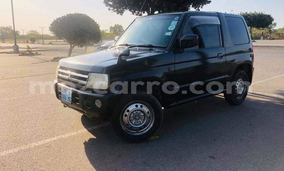 Comprar Usado Mitsubishi Pajero Junior Preto Carro em Maputo em Maputo Comprar Usado Mitsubishi Pajero Junior Preto Carro em Maputo em Maputo