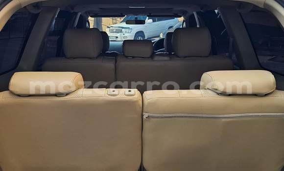 Buy Used Toyota Land Cruiser Prado White Car in Maputo in Maputo Buy Used Toyota Land Cruiser Prado White Car in Maputo in Maputo