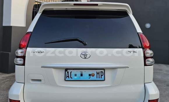 Buy Used Toyota Land Cruiser Prado White Car in Maputo in Maputo Buy Used Toyota Land Cruiser Prado White Car in Maputo in Maputo