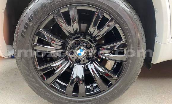 Buy Used BMW X5 White Car in Maputo in Maputo Buy Used BMW X5 White Car in Maputo in Maputo