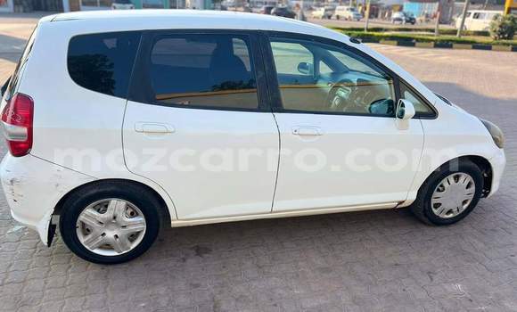 Buy Used Honda Fit White Car in Maputo in Maputo Buy Used Honda Fit White Car in Maputo in Maputo