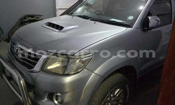 Nunua Ilio tumika Toyota Hilux Nyingine Gari ndani ya Maputo nchini Maputo Nunua Ilio tumika Toyota Hilux Nyingine Gari ndani ya Maputo nchini Maputo