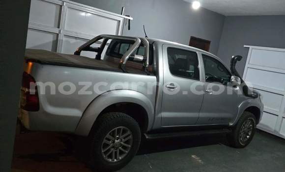 Nunua Ilio tumika Toyota Hilux Nyingine Gari ndani ya Maputo nchini Maputo Nunua Ilio tumika Toyota Hilux Nyingine Gari ndani ya Maputo nchini Maputo