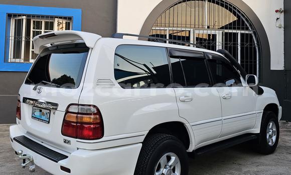 Comprar Usado Toyota Land Cruiser Prado Branco Carro em Maputo em Maputo Comprar Usado Toyota Land Cruiser Prado Branco Carro em Maputo em Maputo