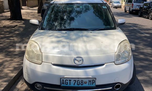 Comprar Usado Mazda Verisa Branco Carro em Maputo em Maputo