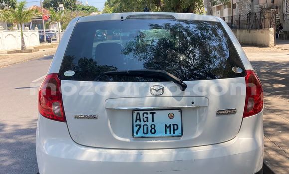 Nunua Ilio tumika Mazda Verisa Nyeupe Gari ndani ya Maputo nchini Maputo Nunua Ilio tumika Mazda Verisa Nyeupe Gari ndani ya Maputo nchini Maputo