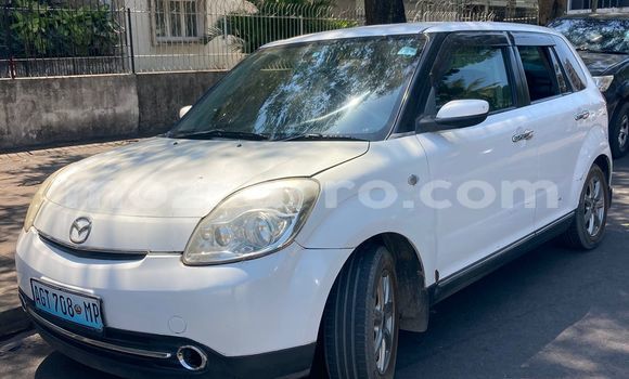 Nunua Ilio tumika Mazda Verisa Nyeupe Gari ndani ya Maputo nchini Maputo Nunua Ilio tumika Mazda Verisa Nyeupe Gari ndani ya Maputo nchini Maputo