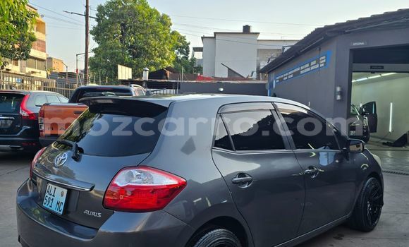 Comprar Usado Toyota Auris Prata Carro em Maputo em Maputo Comprar Usado Toyota Auris Prata Carro em Maputo em Maputo