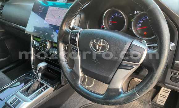 Nunua Ilio tumika Toyota Mark X Brown Gari ndani ya Maputo nchini Maputo Nunua Ilio tumika Toyota Mark X Brown Gari ndani ya Maputo nchini Maputo