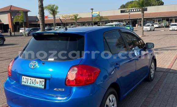 Buy Used Toyota Auris Blue Car in Maputo in Maputo Buy Used Toyota Auris Blue Car in Maputo in Maputo