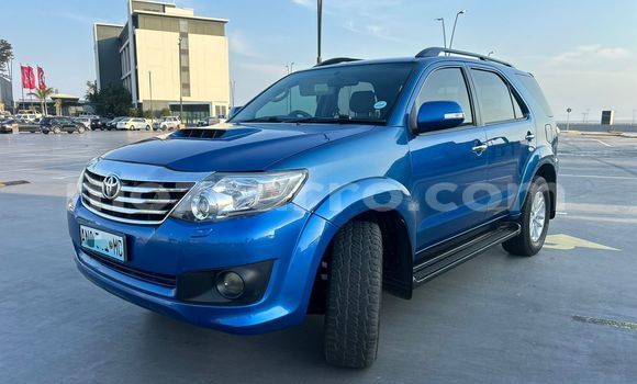 Nunua Ilio tumika Toyota Fortuner Bluu Gari ndani ya Maputo nchini Maputo Nunua Ilio tumika Toyota Fortuner Bluu Gari ndani ya Maputo nchini Maputo