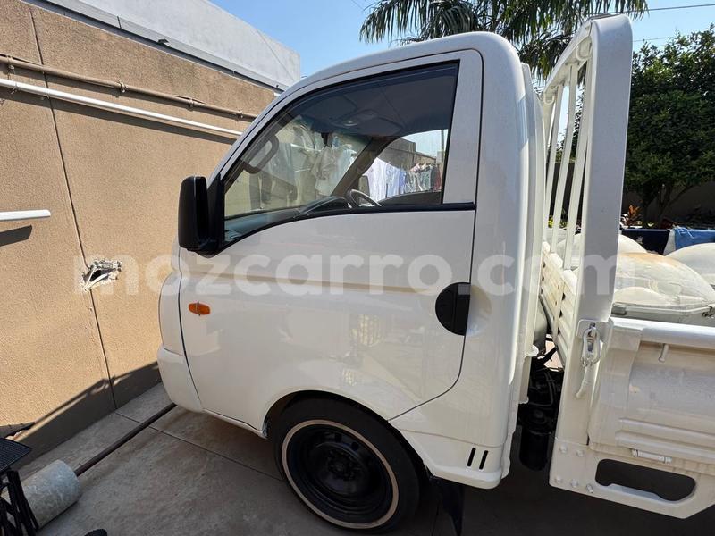 Big with watermark hyundai h1 maputo maputo 30103