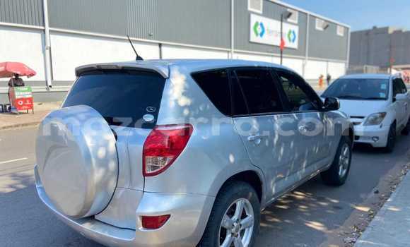 Comprar Usado Toyota RAV4 De outros Carro em Maputo em Maputo