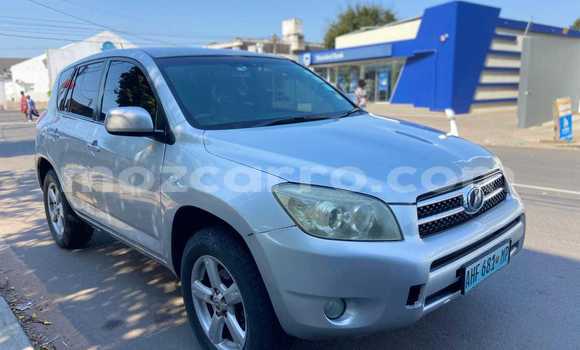 Comprar Usado Toyota RAV4 De outros Carro em Maputo em Maputo Comprar Usado Toyota RAV4 De outros Carro em Maputo em Maputo