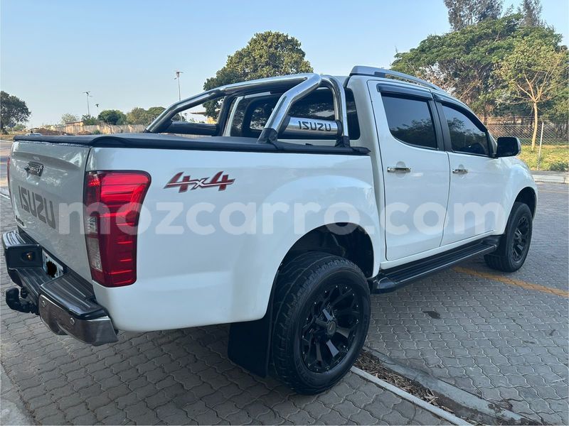 Big with watermark isuzu d max maputo maputo 30118