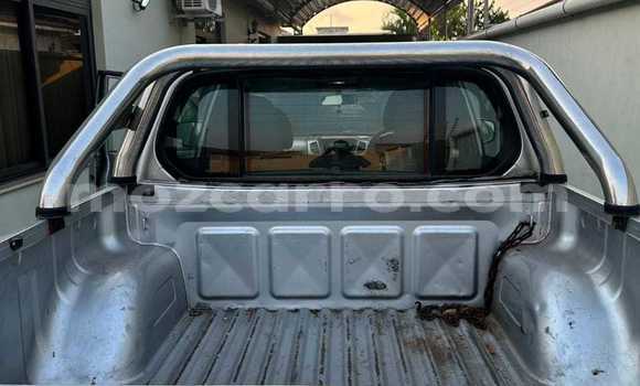 Comprar Usado Mitsubishi Triton Prata Carro em Maputo em Maputo Comprar Usado Mitsubishi Triton Prata Carro em Maputo em Maputo